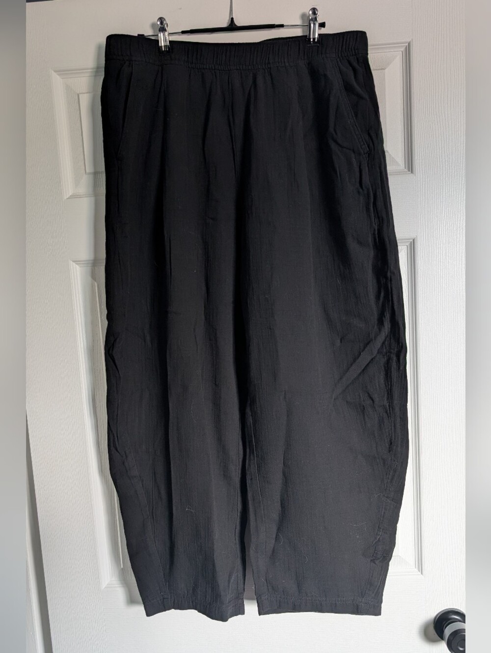 Gap Barrel Leg Pant